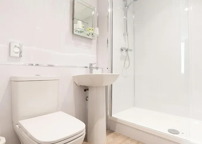 The Lakeland Hotel, Sure Collection By Western 3* Kendal